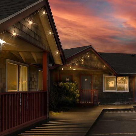 Surf & Sand Inn Pacific City Exterior photo